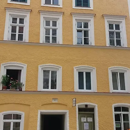 Ferienwohnung * Tittmoning